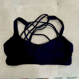 Women’s Free To Be Lululemon Size 10